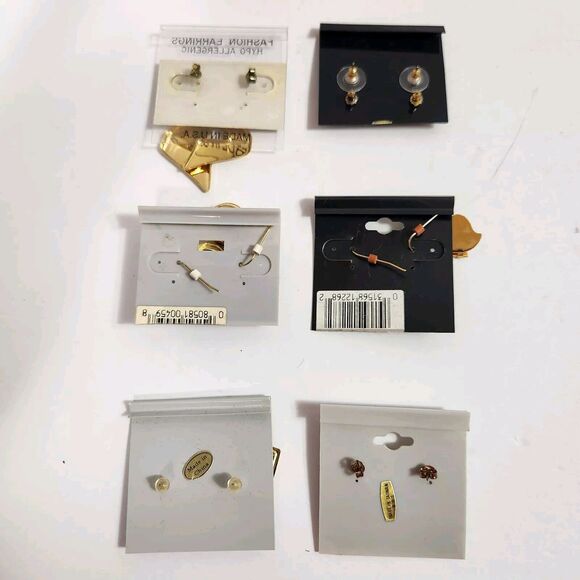 Lot Of 7 Pierced Vintage Fashion Earrings Gold Toned Dangling Blue Red Black - Picture 8 of 9